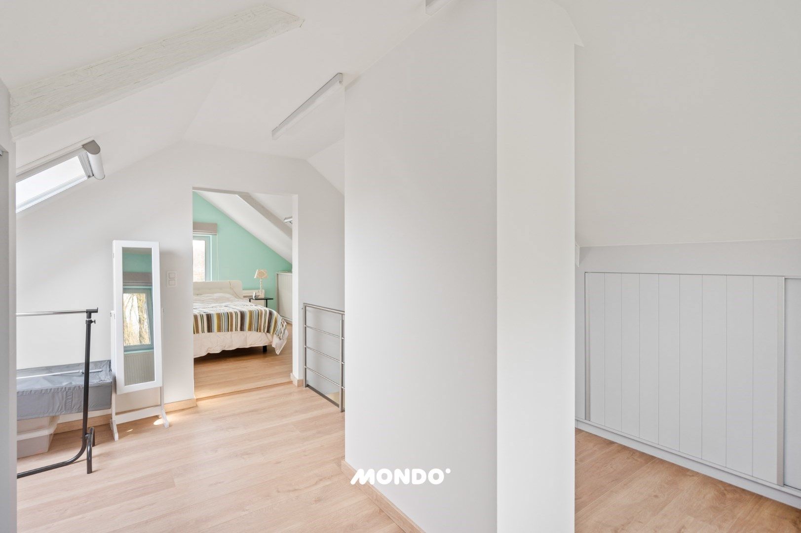 Vrijstaande woning met rondomtuin in rustige bosomgeving foto 11