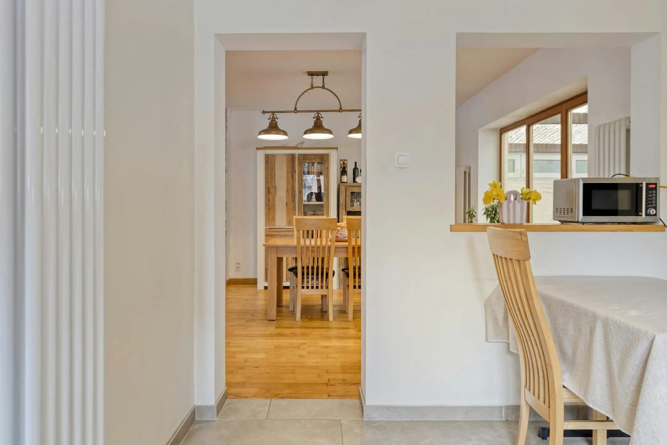 Instapklare, ruime woning in Zepperen op een riant perceel foto 7