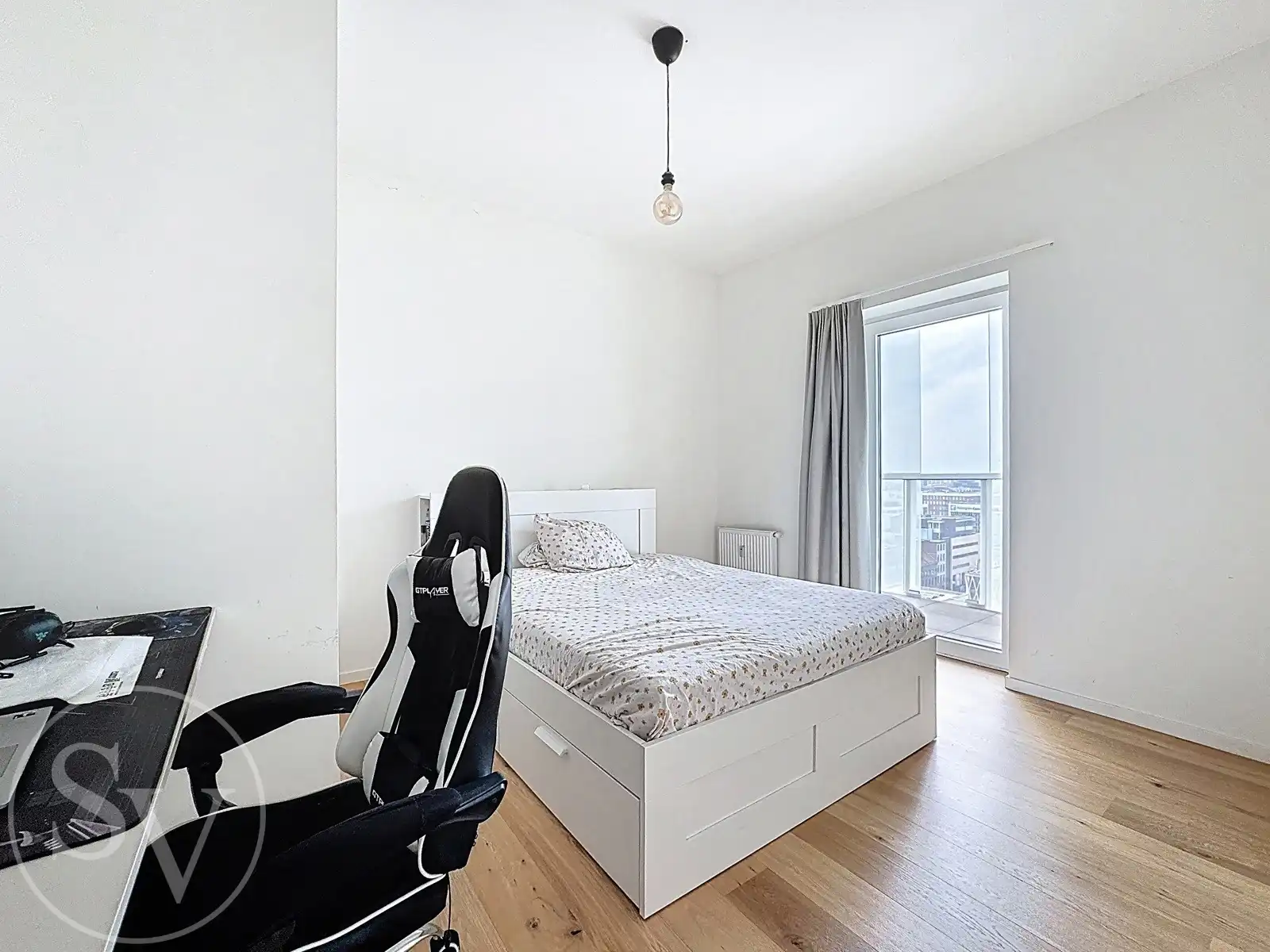 APPARTEMENT, 1 slpk, terras en PARKING. foto 8