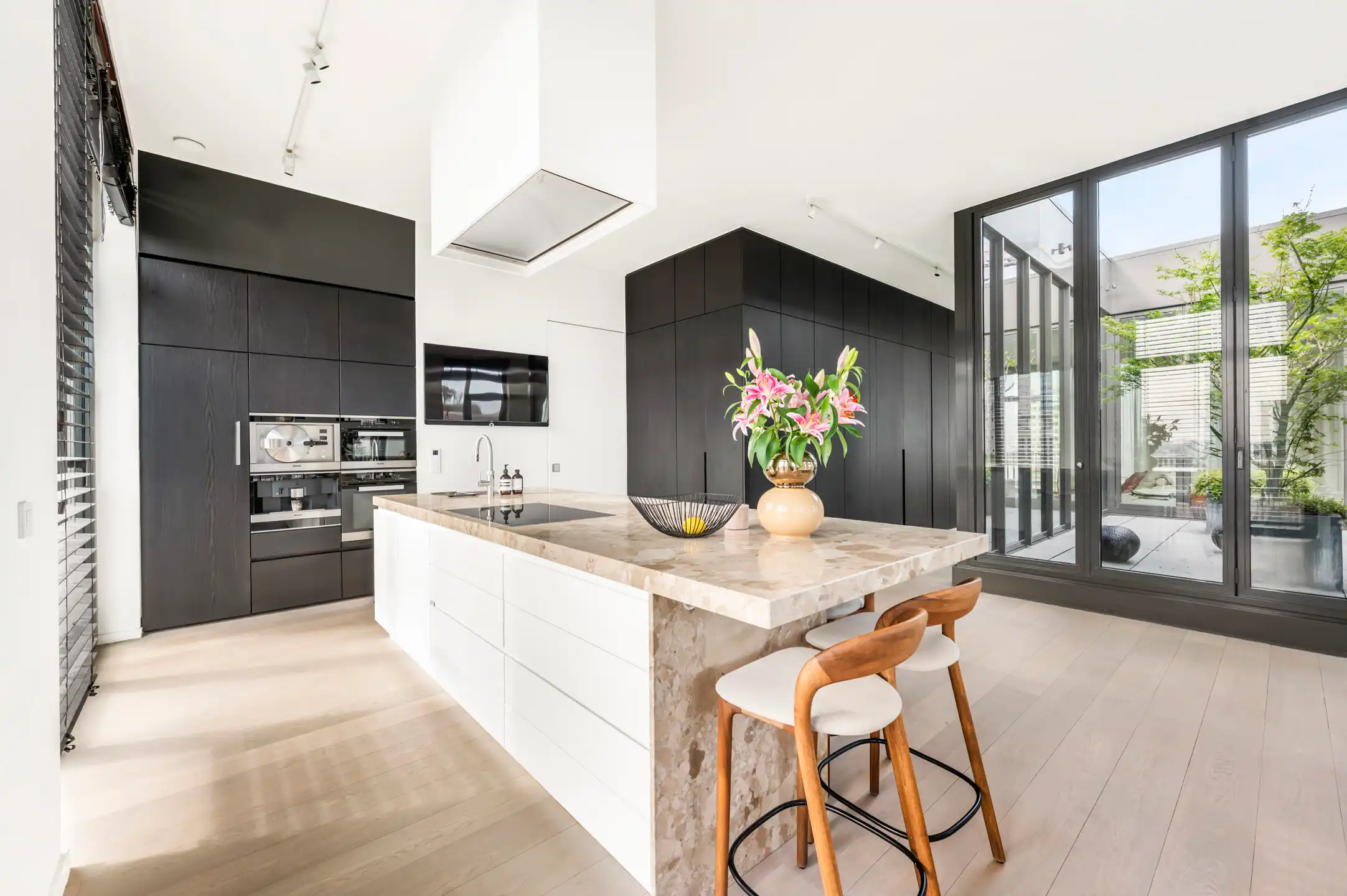 ANTWERPEN EILANDJE - Unieke penthouse met dakterras foto 11
