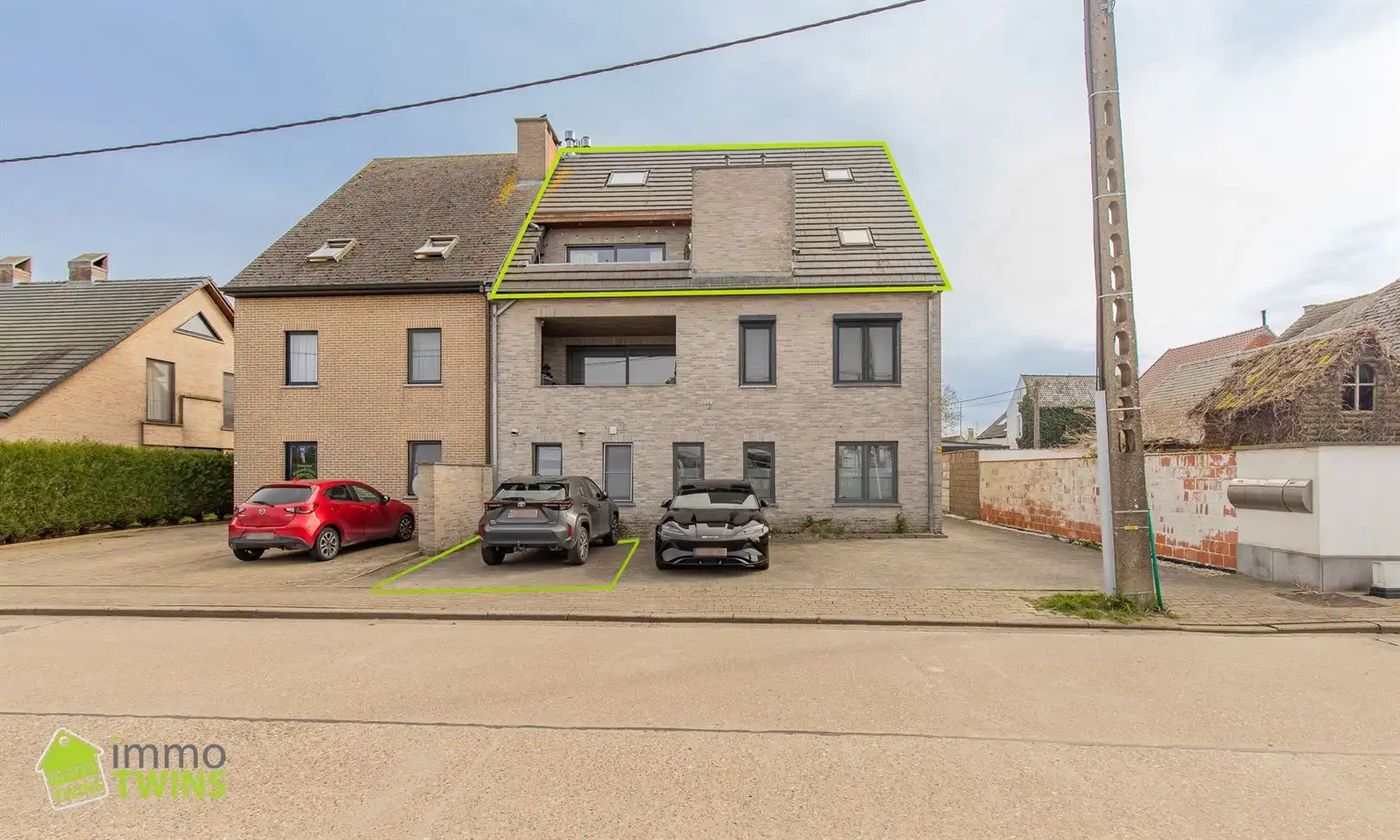 Ruim en stijlvol duplex appartement (155m²) met garage en staanplaats te Schoonaarde (Dendermonde). foto 24