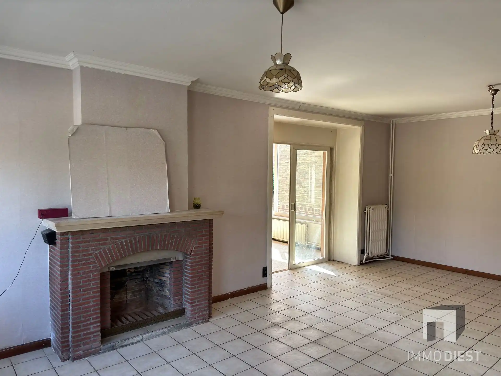 Ruime betaalbare woning met veranda en bijgebouw foto 12
