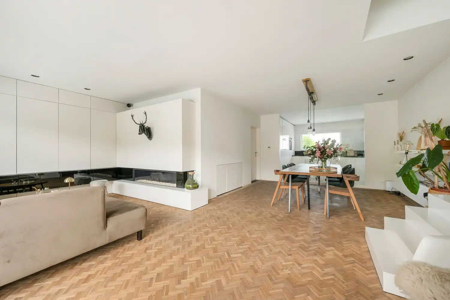 Super gelegen hedendaagse villa met 3 slaapkamers op zonnig perceel van 600 m². foto 4