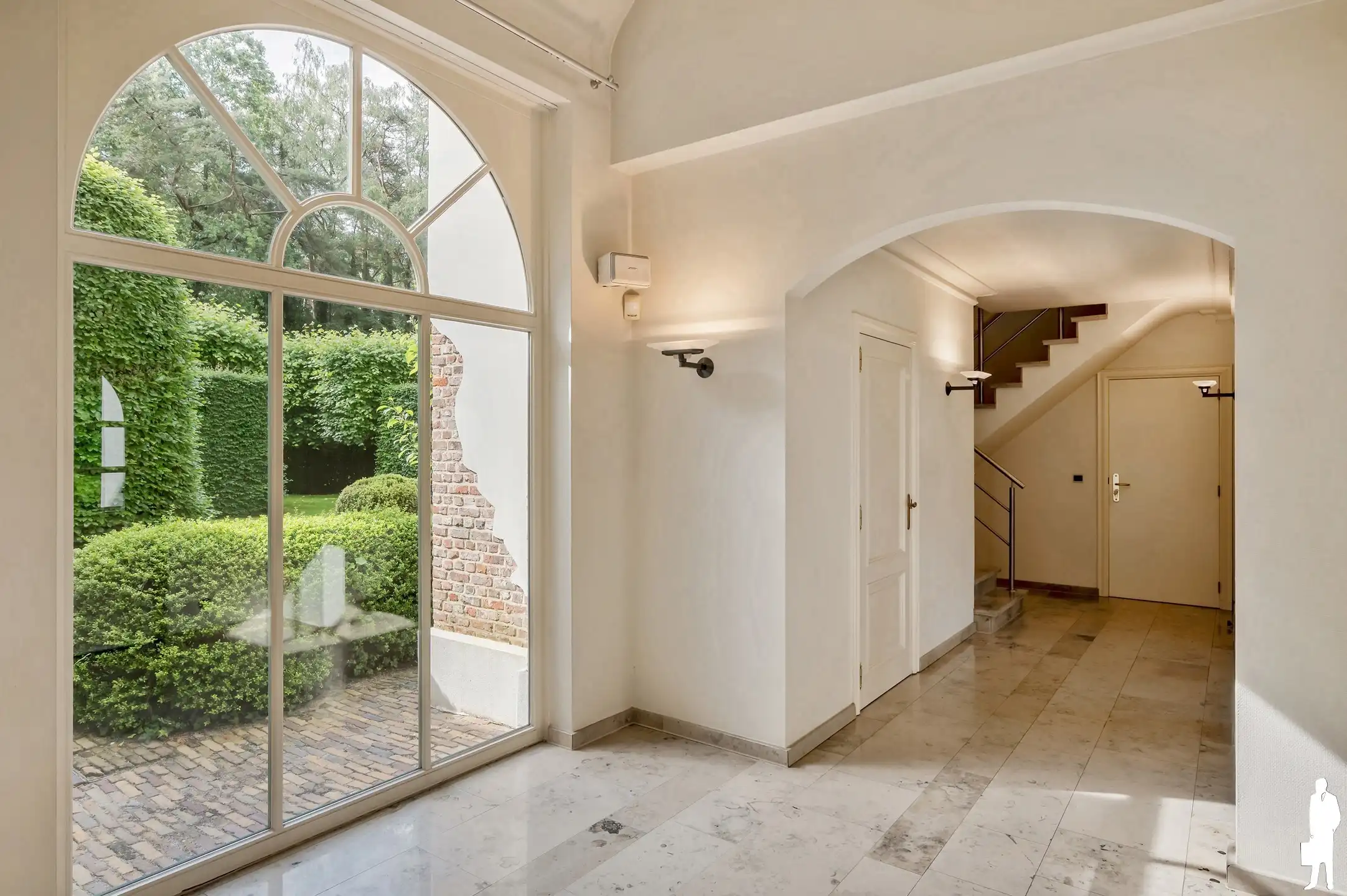 Op absolute toplocatie gelegen villa! foto 17
