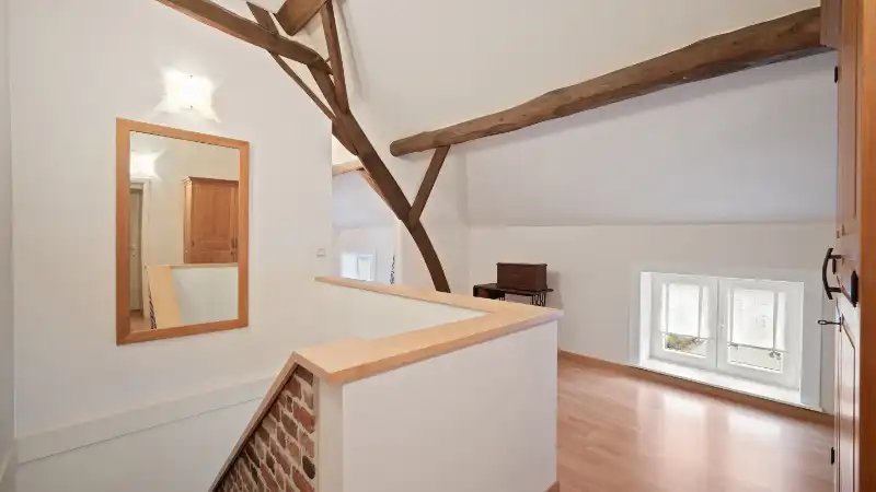 Ruime woning van 256m² op 10 are 32 ca foto 17