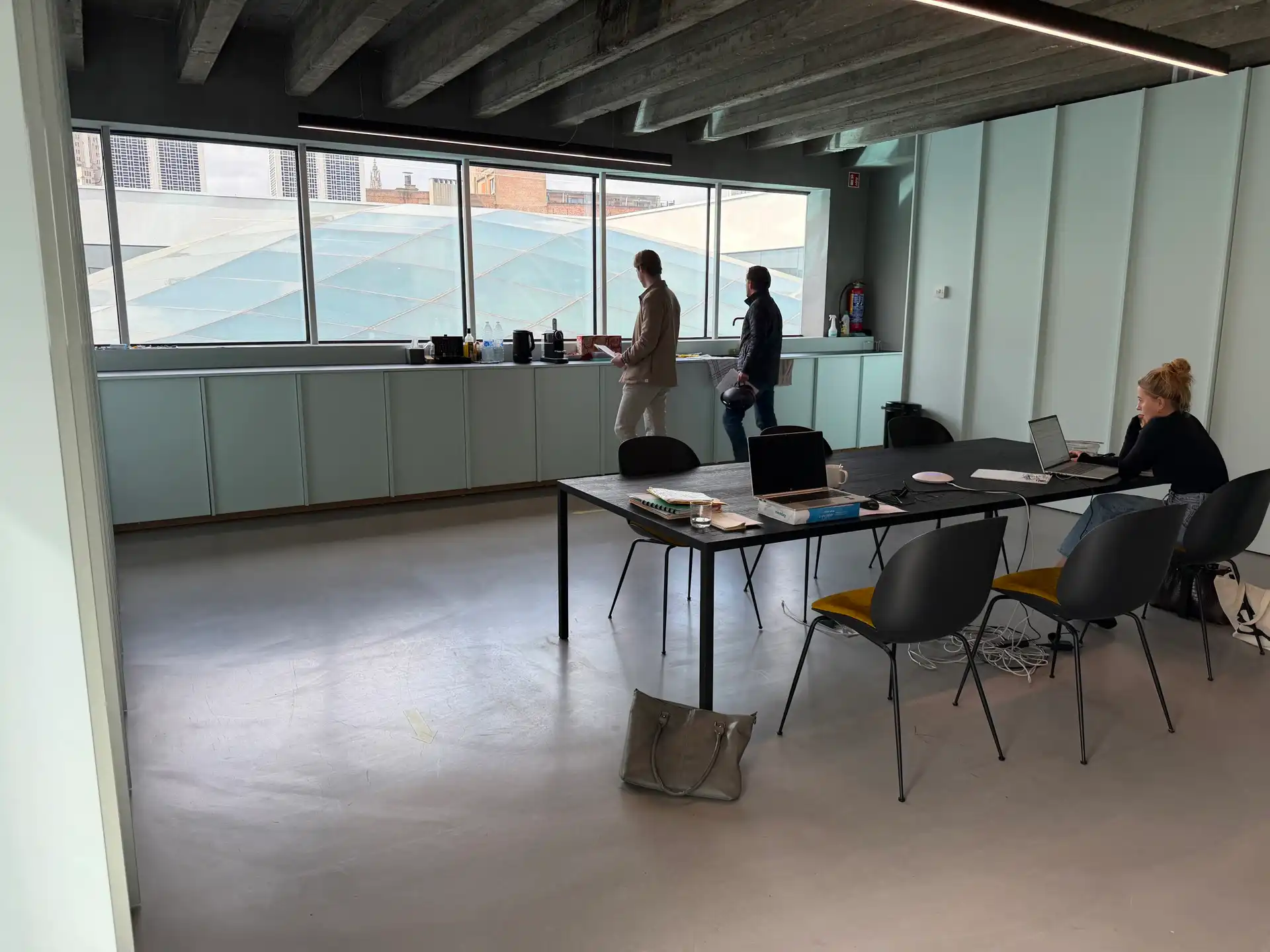 Kantoren te huur in het commerciële hart van Antwerpen. foto 8