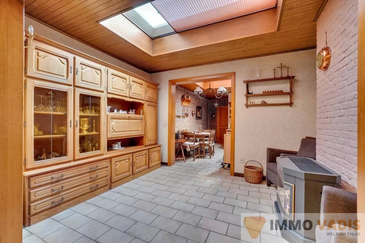 Ruime rijwoning met vier slaapkamers foto 5