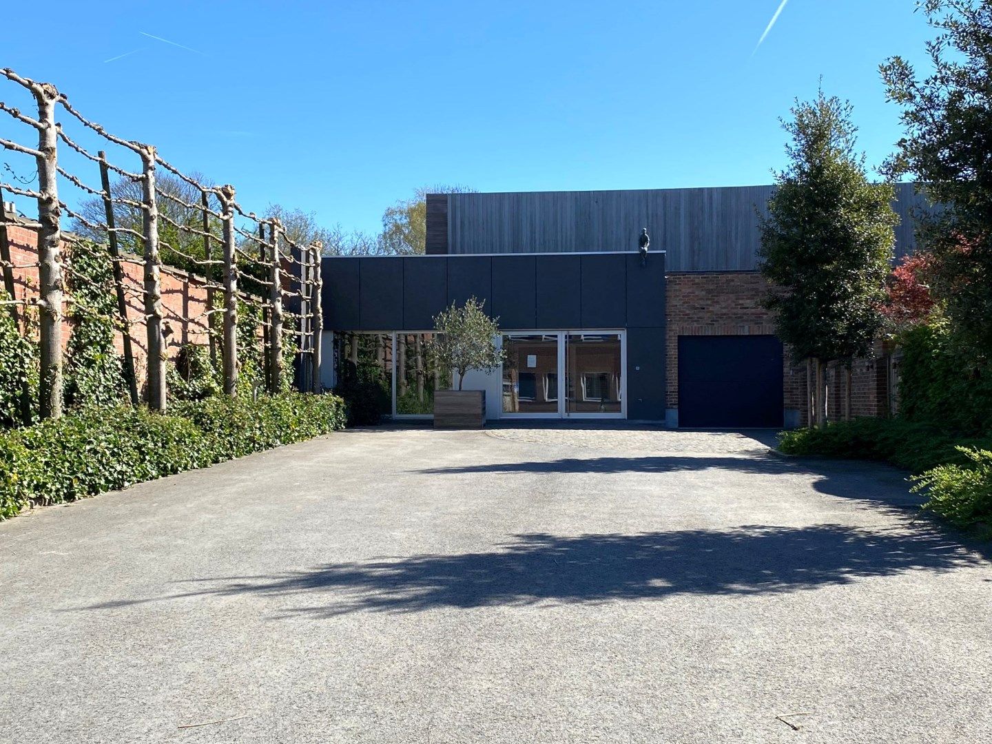 ATELIER MET BUREEL IN HARTJE PITTEM - IDEAAL VOOR DETAILHANDEL! foto 9