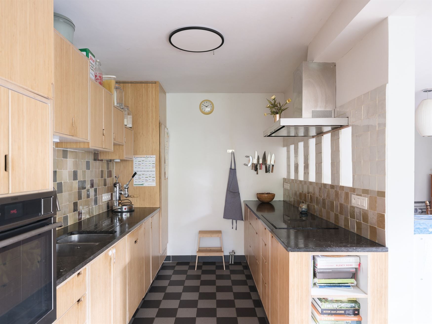 Gezinswoning met 3 slaapkamers, tuin, garage in rustige wijk bij Gent. foto 10