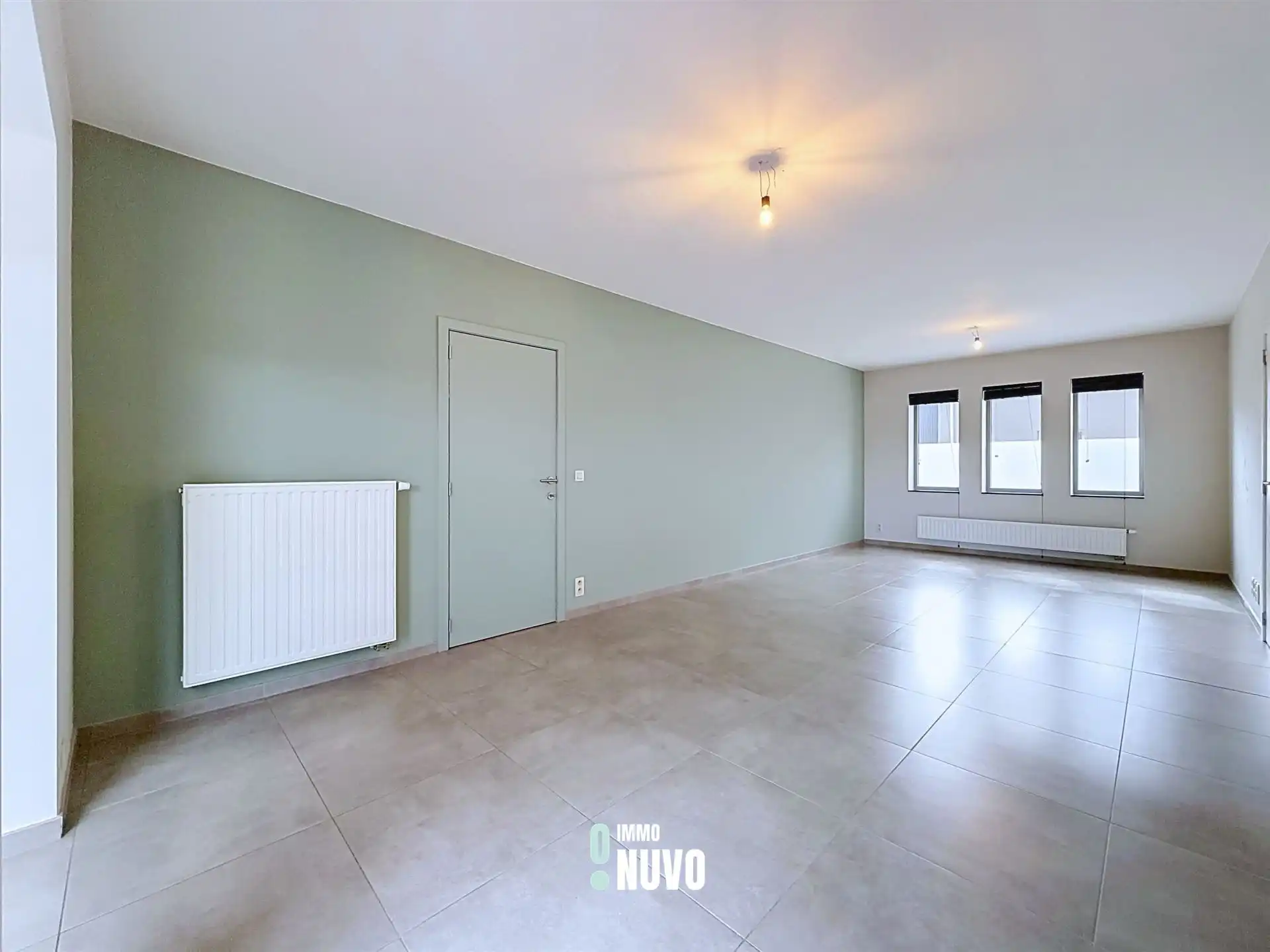 Gezinswoning met 3 slaapkamers, bureau, tuin en garage foto 5
