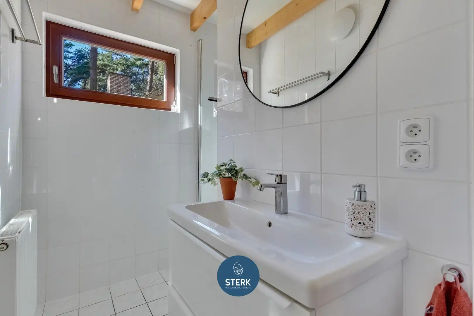 CHARMANTE BOSWONING IN HET VIJVERDORP TE REKEM, VLAKBIJ MAASTRICHT ! foto 13