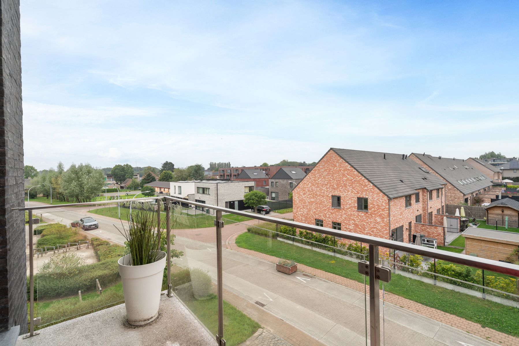 Instapklaar appartement met 2 slaapkamers en garage foto 11