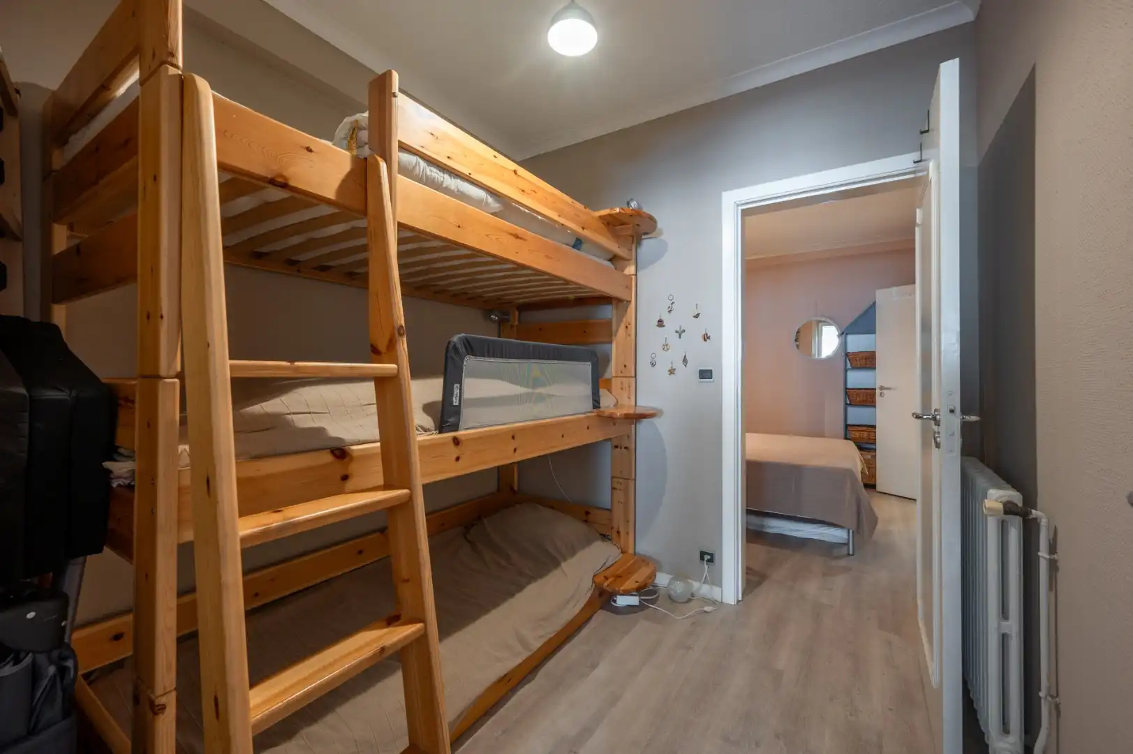 Instapklaar appartement met 2 slaapkamers nabij strand en de Lippenslaan. foto 11