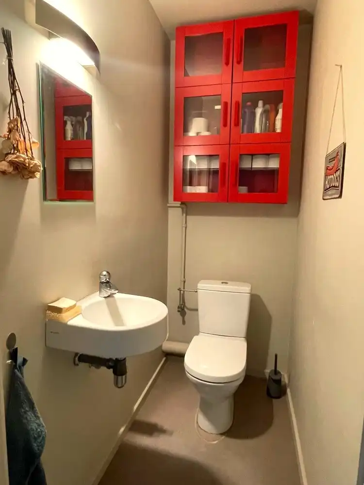 Gezellig en instapklaar appartement met loftgevoel, garagebox en prachtig uitzicht foto 13