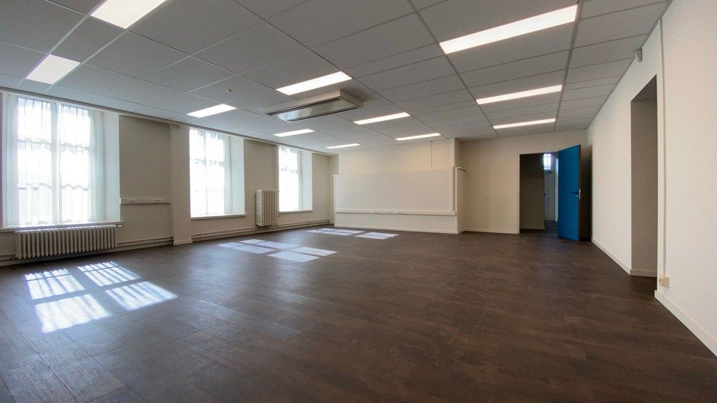 Kantoren te huur in voormalige directeurswoning in Gent foto 17