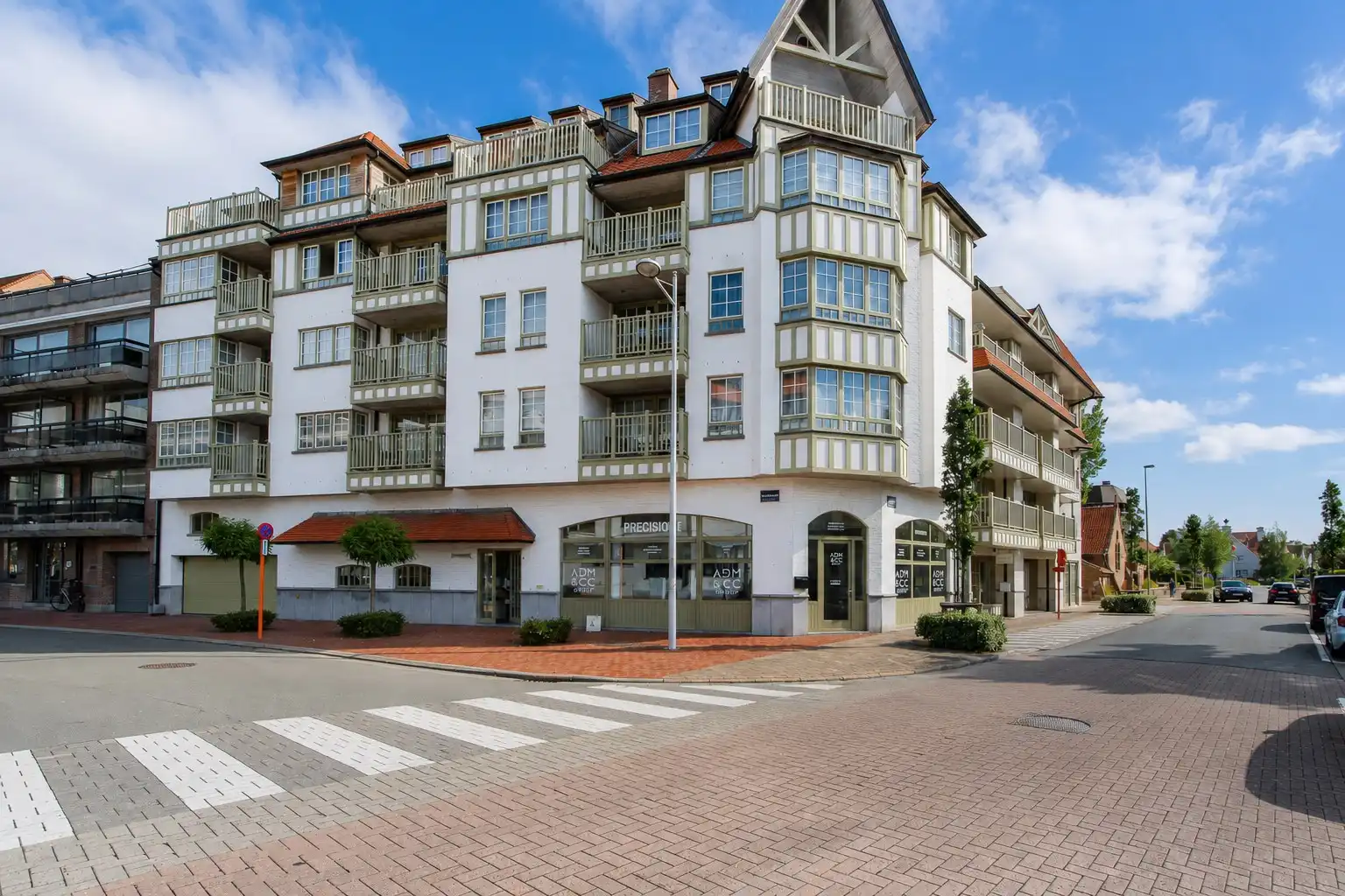 garagebox op gelijkvloers niveau te huur  te Knokke Van Bunnenlaan - Zoutelaan  foto 9