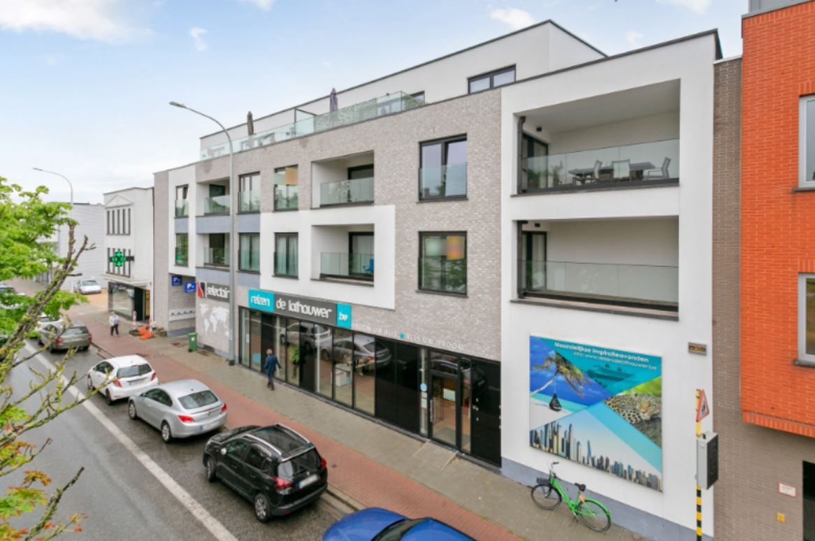 ONDERGRONDSE AUTOSTAANPLAATSEN NABIJ CENTRUM foto {{pictureIndex}}