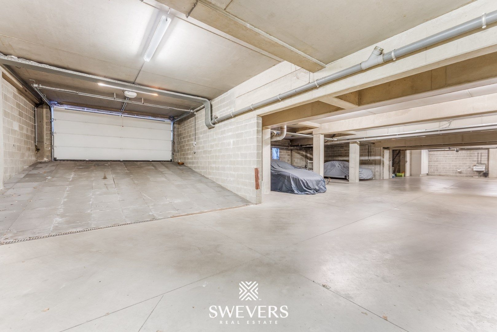 Exclusief luxueus appartement met gigantisch terras en binnentuin gelegen in hartje Lummen ( 408 m2 ) foto 24