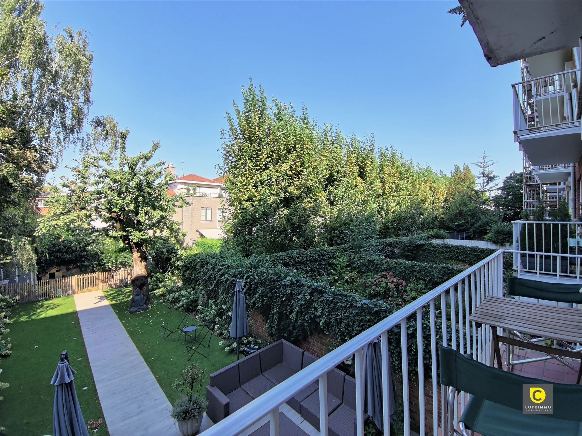gerenov. 2 slp app+terras foto {{pictureIndex}}