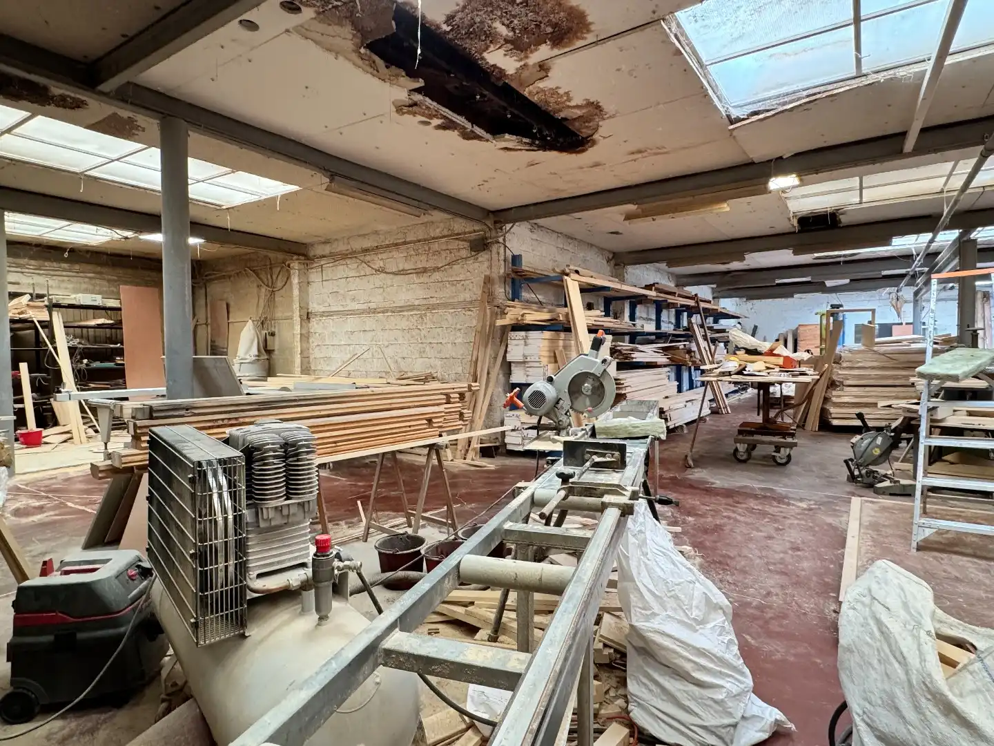 Loods op 872 m² te Kuurne. foto 6