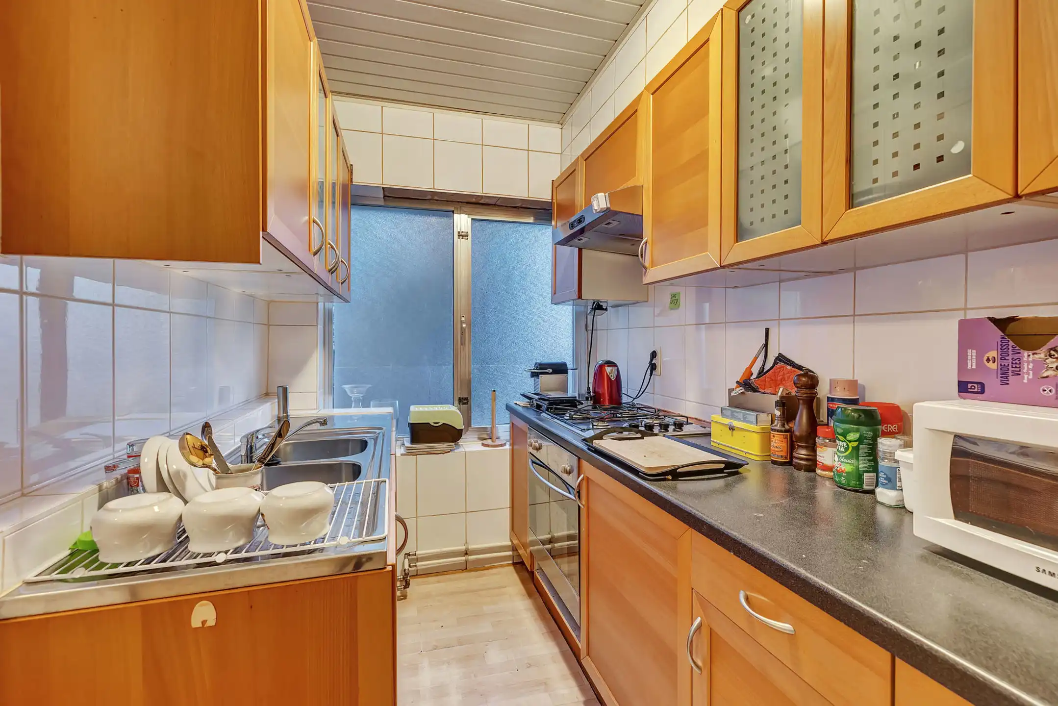 Te renoveren woning met tuin op commerciële ligging foto 10