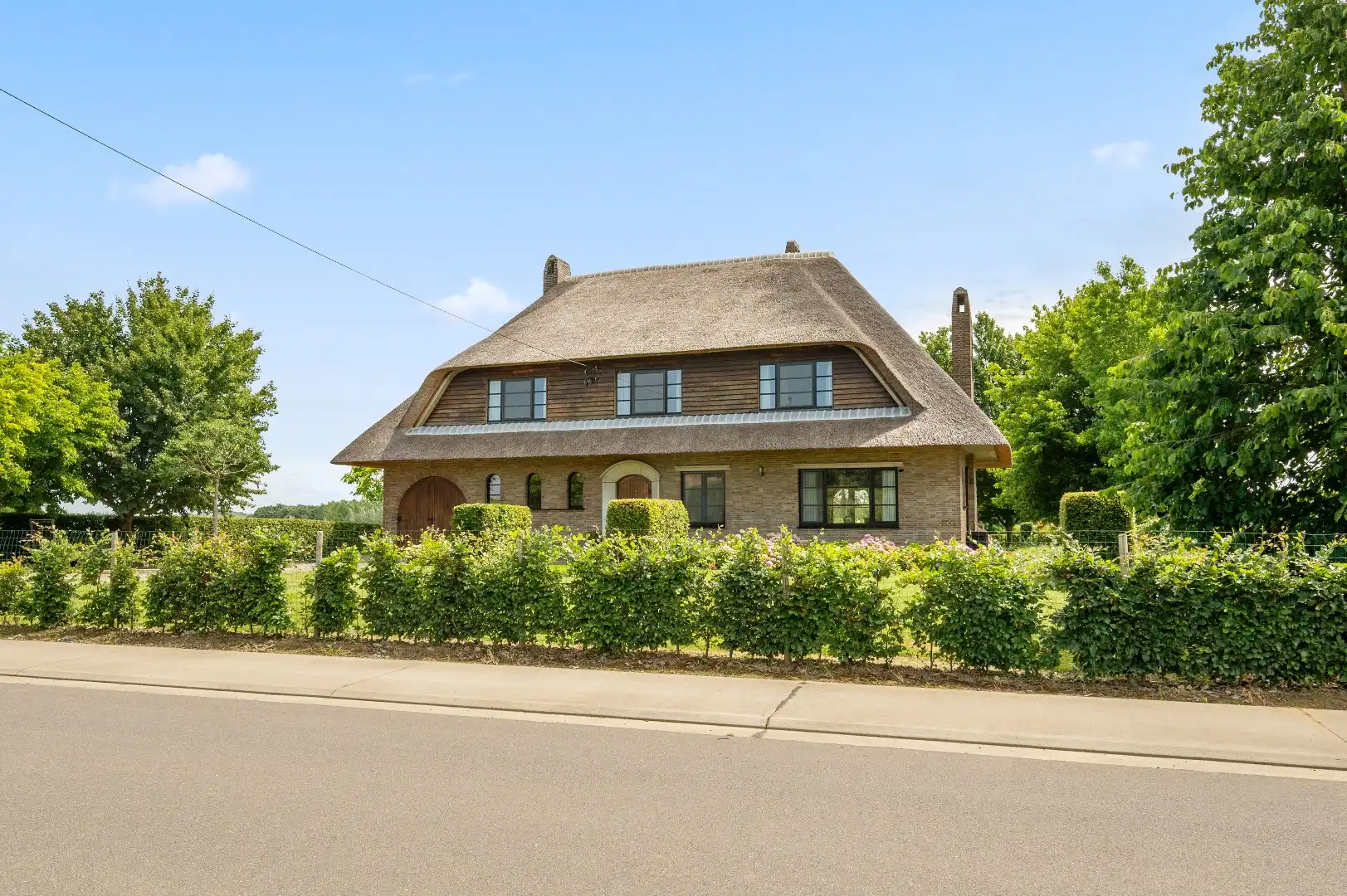 Uitzonderlijke klassevolle villa met 4 slpks en prachtige tuin foto 25