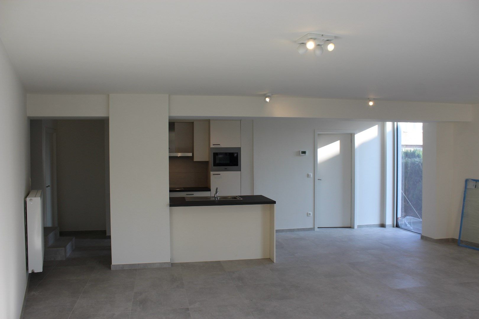 Nieuwbouw duplex appartement op toplocatie met parking foto 8