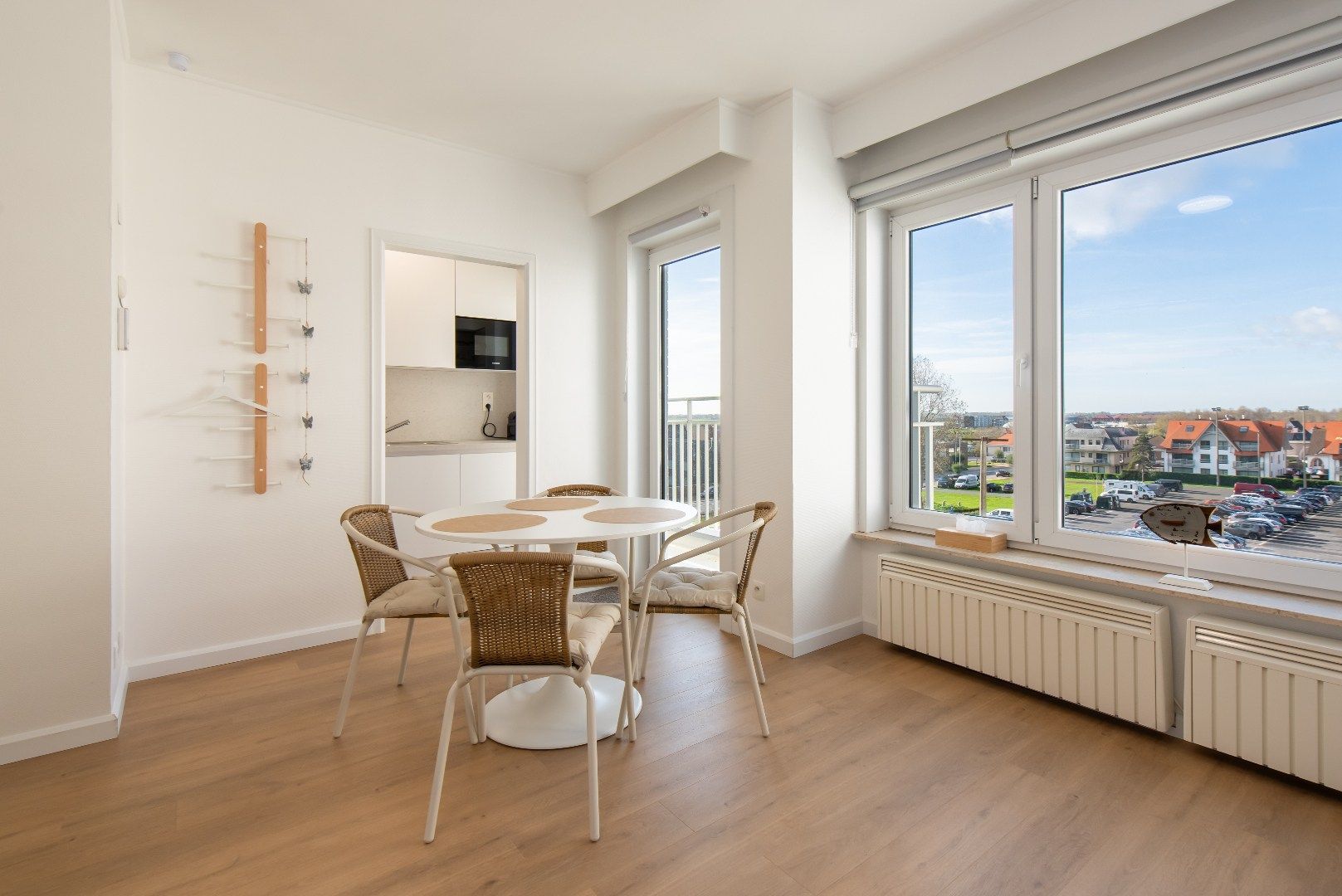 Mooi vernieuwde studio gelegen op de vierde verdieping met zonneterras foto 7