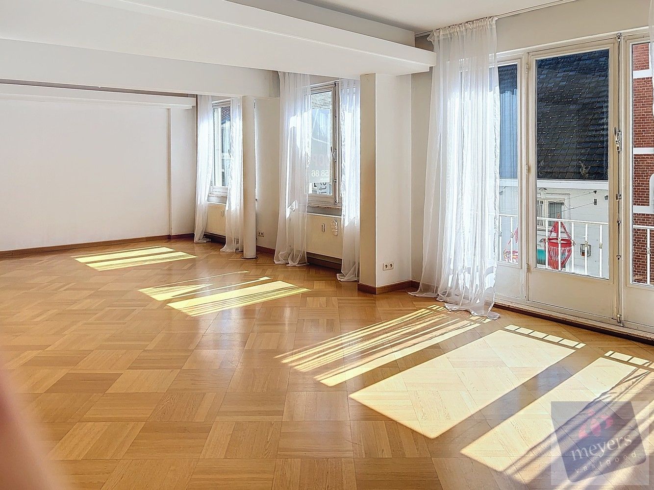 Unieke kans in hartje Hasselt – ruim appartement van 156 m² met optie tot opsplitsing foto 5