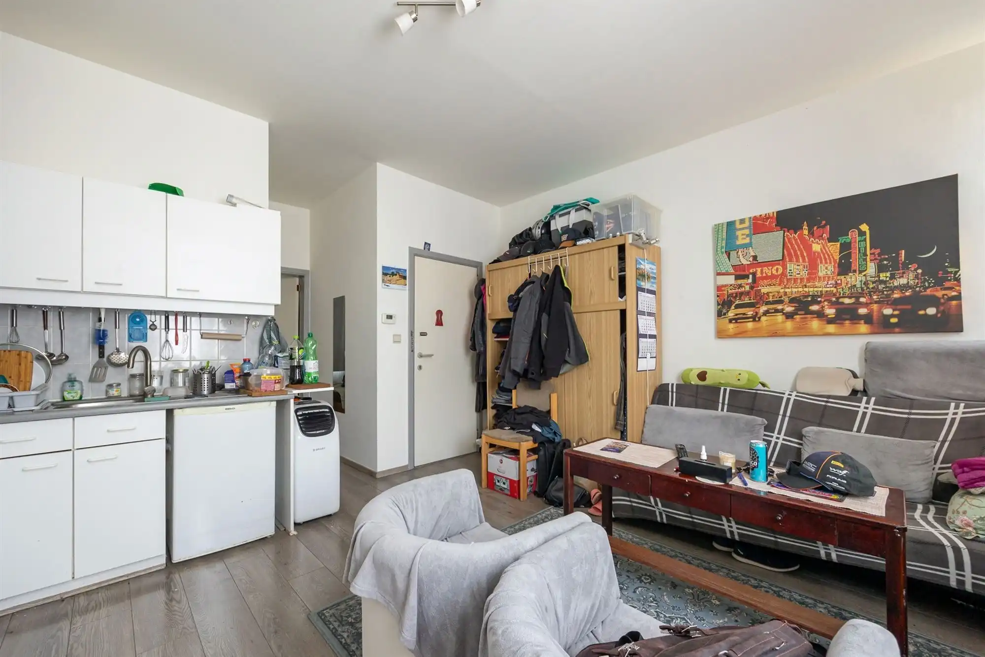 Karaktervolle burgerwoning met potentieel in geliefde buurt foto 16