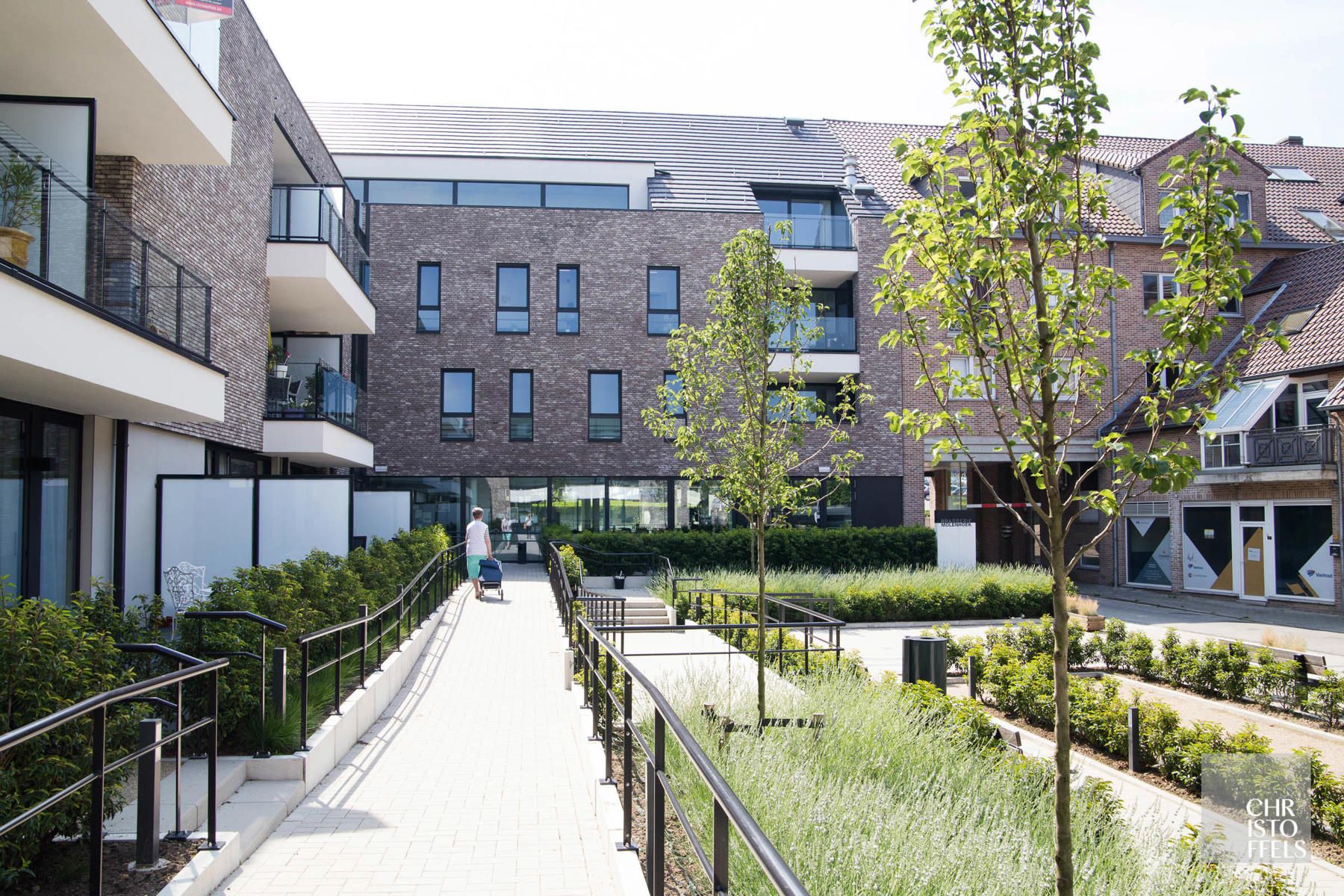 Gezellige assistentiewoning (65m²) in Lanaken centrum!  foto {{pictureIndex}}
