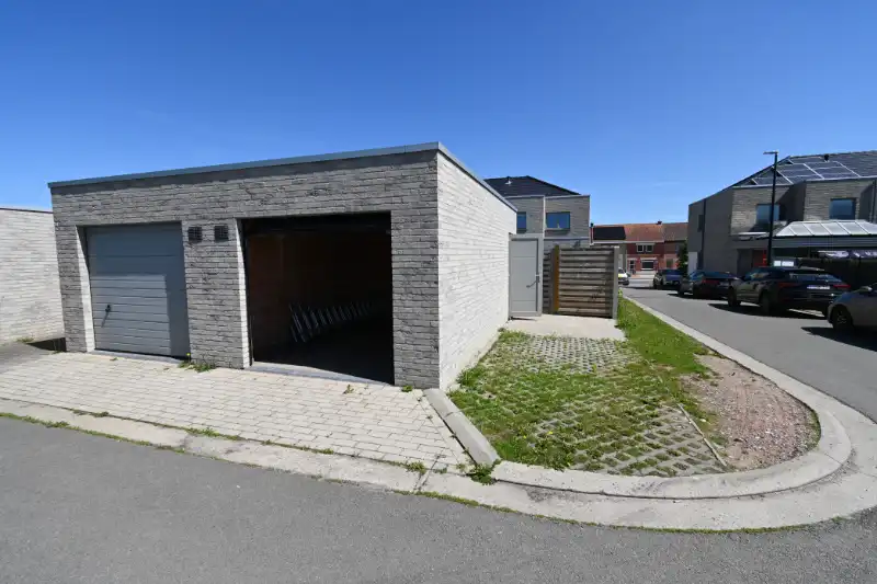 Moderne passiefwoning met 3 slaapkamers, garage en tuin op toplocatie in Deinze (EPC A) foto 15