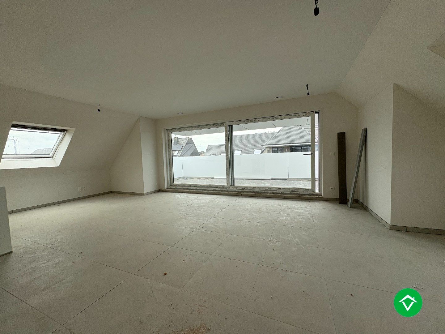 Nieuwbouwappartement met 2 slaapkamers en 1 terras in centrum Koekelare  foto 8