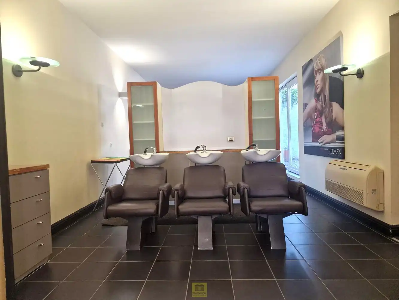 Instapklaar handelspand in het centrum van Aalst – topligging tussen Keizersplein en Hopmarkt foto 11