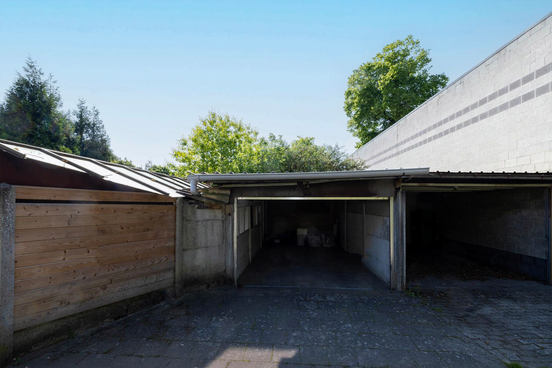 Herenhuis met 4 slpk, prachtige tuin en garage foto 20