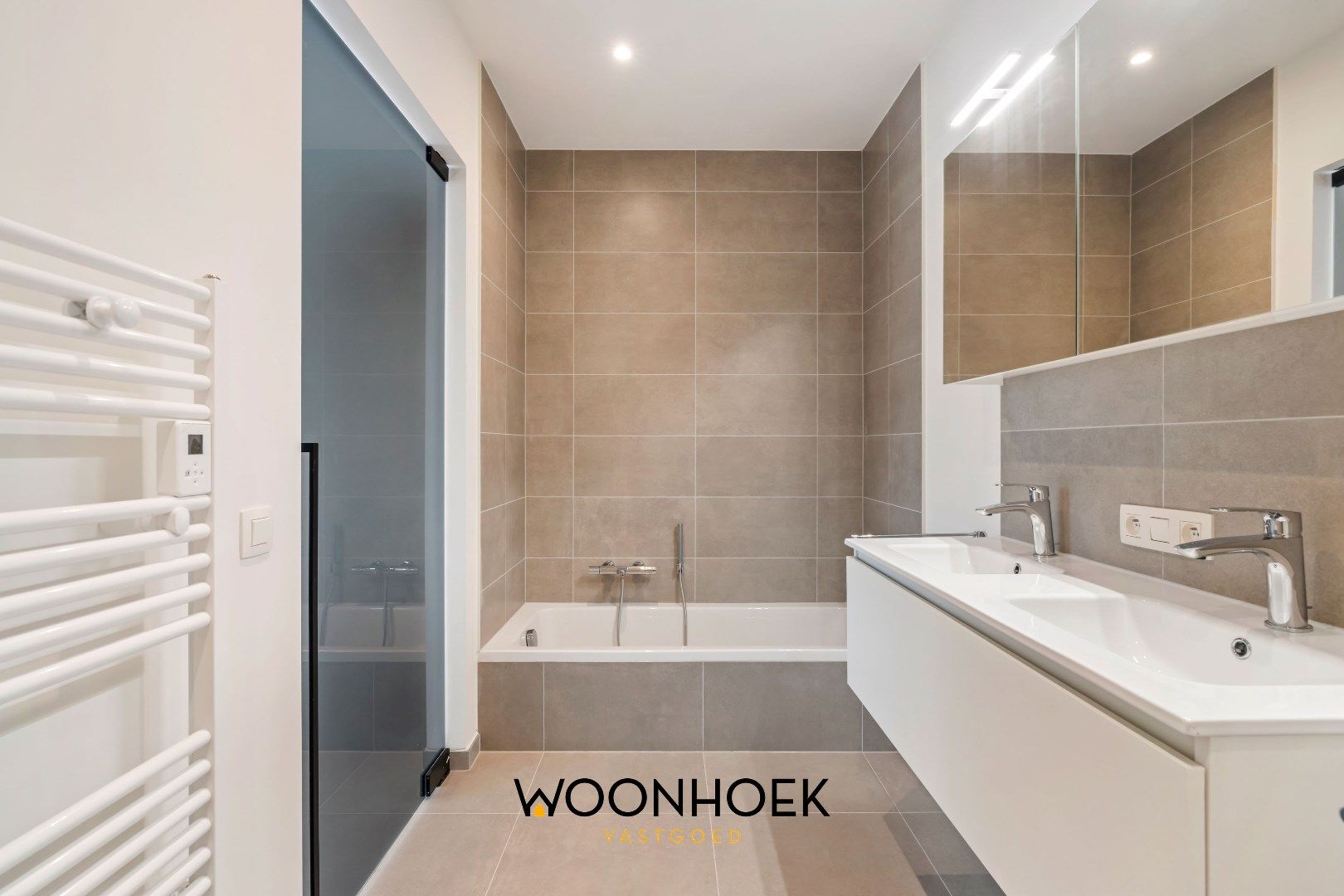 3- slpk luxeappartement met staanplaats in het Oeverpark! foto 19