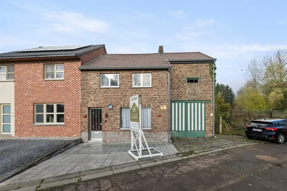 Hoofdfoto van de publicatie: TE RENOVEREN WONING IN HET LANDELIJKE HEERS