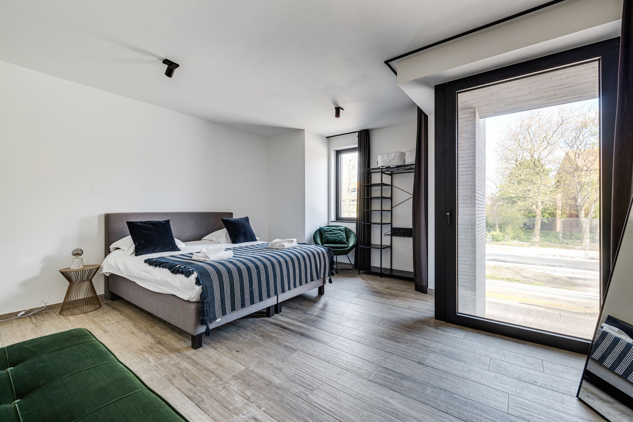 Een bijzonder nieuwbouwpand opgedeeld in twee afzonderlijke appartementen... foto 10