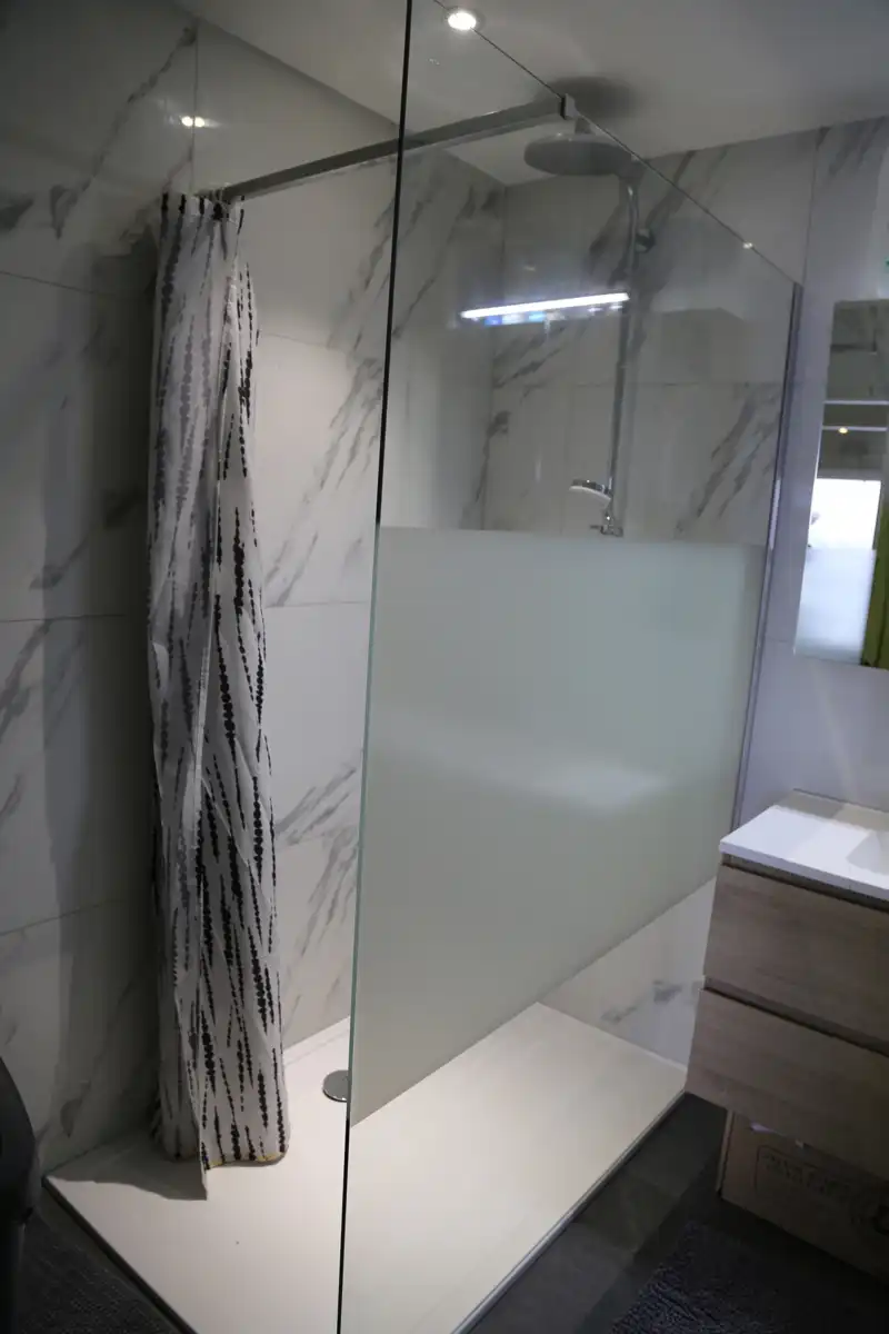 Appartement met ruime living en veel lichtinval op goed bereikbare locatie. foto 7