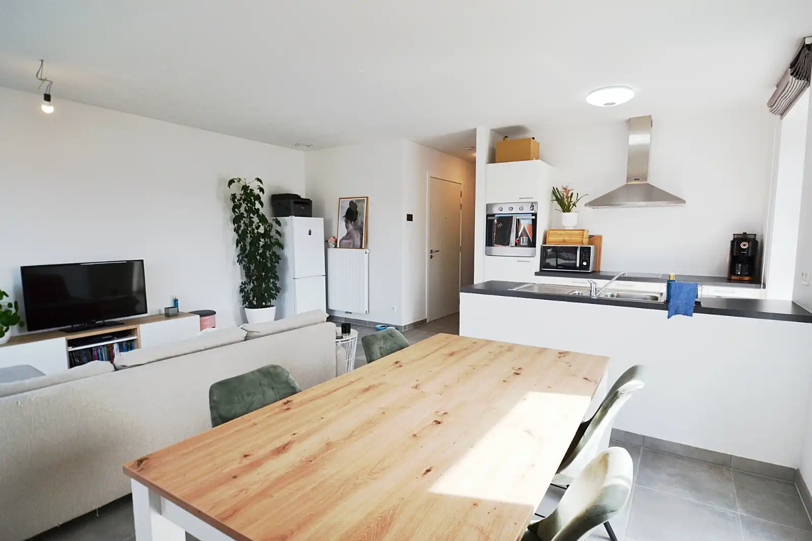 Instapklaar appartement met 2 slaapkamers en ondergrondse garage foto 4