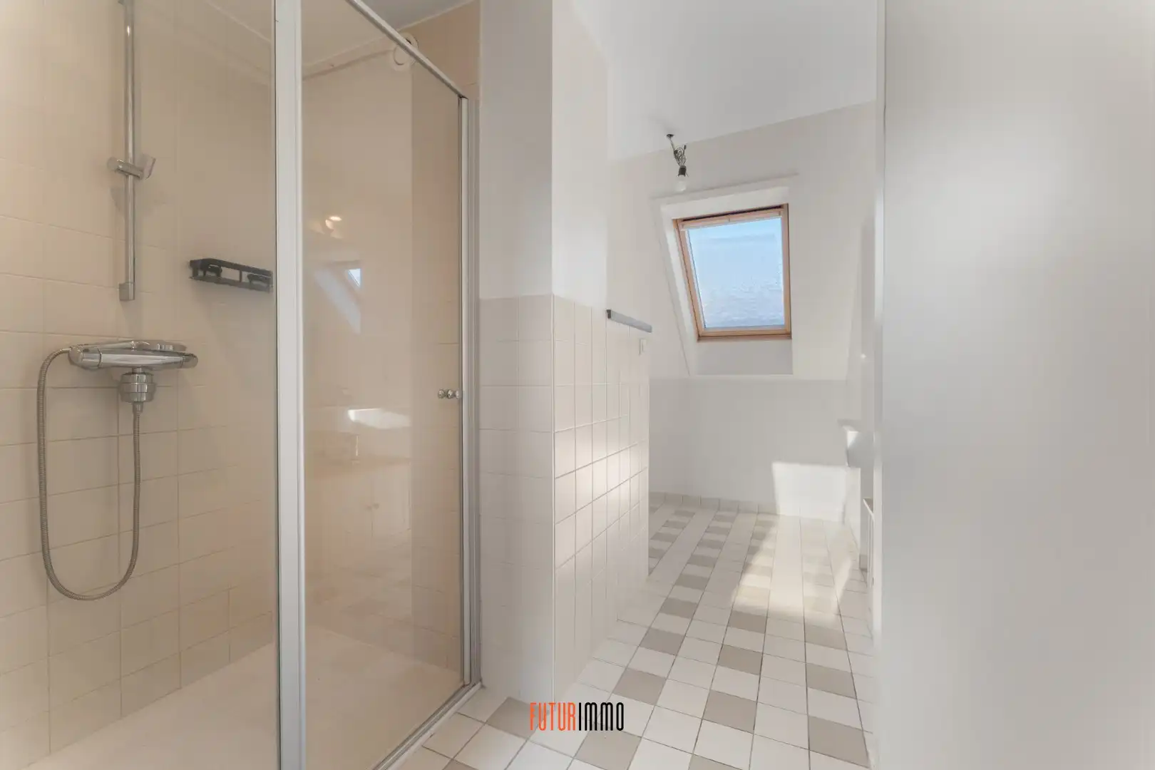 Karaktervolle stadswoning met authentieke gevel foto 15