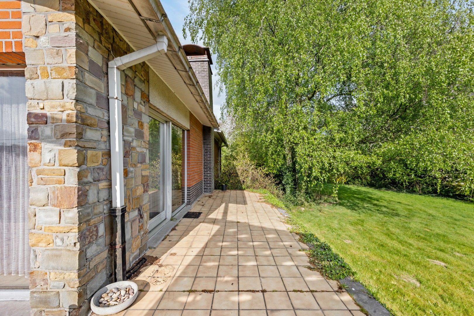 SEVENTIES BUNGALOW OP PERCEEL 46 A 48 CA MET POTENTIËLE BOUWGROND foto 24