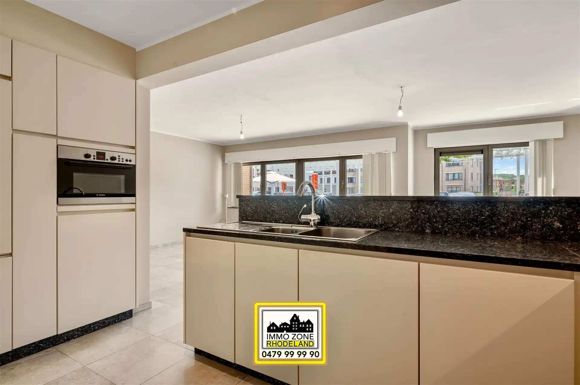 Instapklaar appartement op het mooie marktplein foto 9