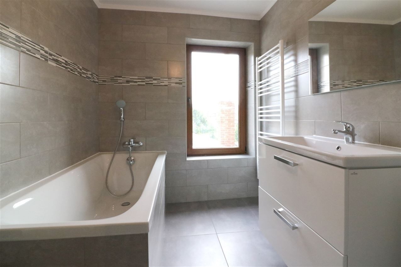 Gerenoveerde woning, drie slpk., zuidtuin in centrum foto 7