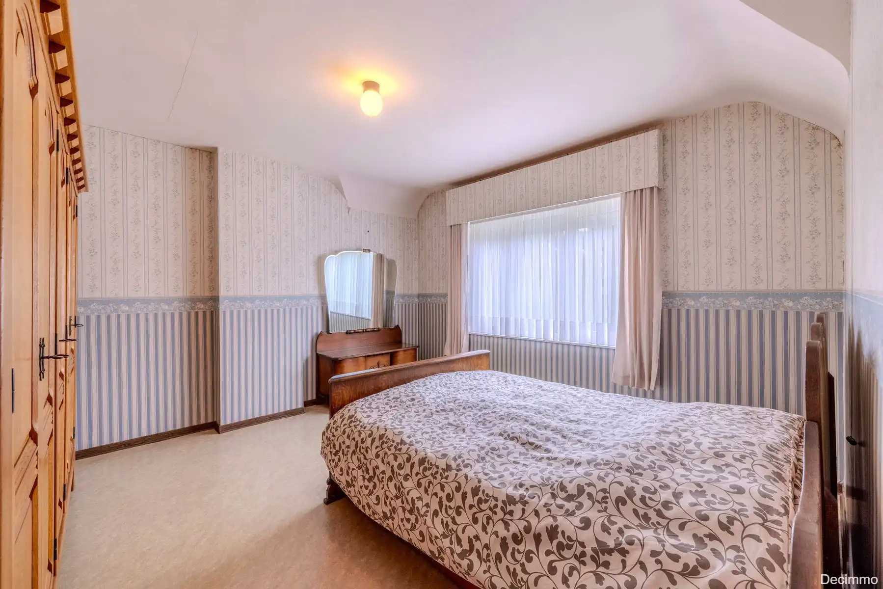 Op te frissen gezinswoning gelegen op rustige locatie foto 23