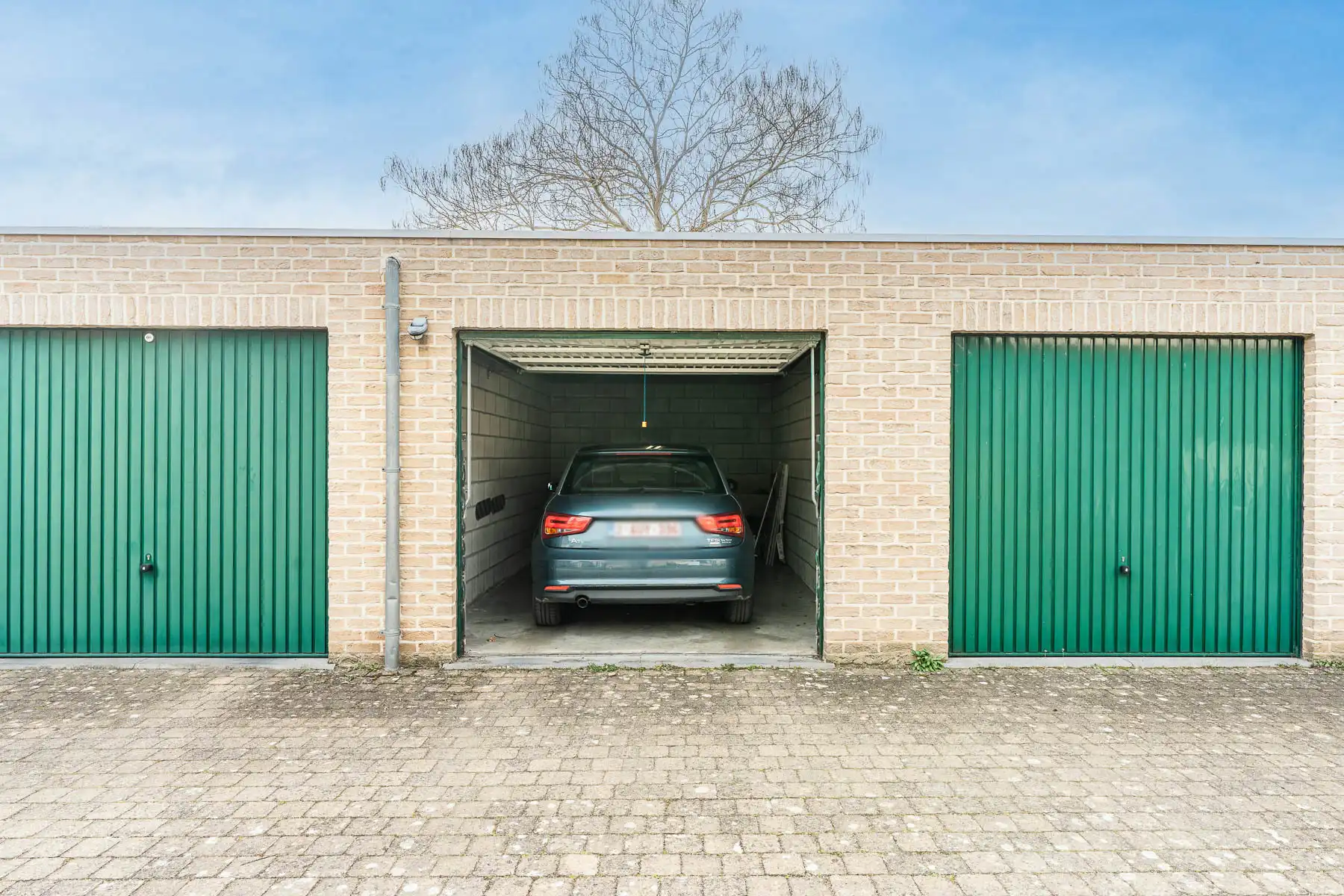 Ontzettend ruim en lichtrijk duplex-appartement incl garagebox foto 24