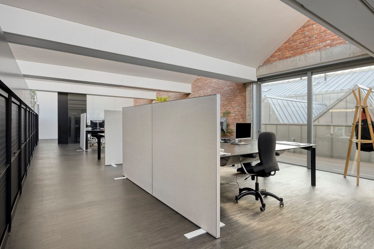 Moderne kantoorruimte op toplocatie nabij E40 en stadscentrum foto 14