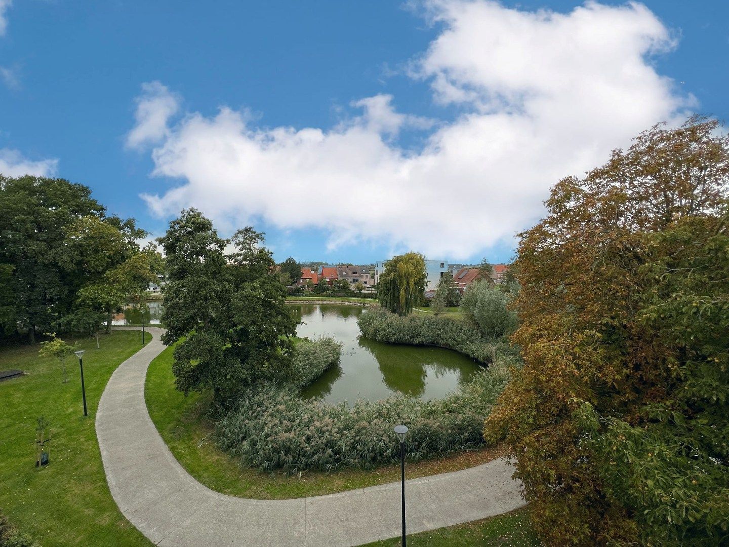 STIJLVOL PENTHOUSE IN RESIDENTIE DE POST IN LANGEMARK MET UNIEK UITZICHT OP DE VIJVER foto 10