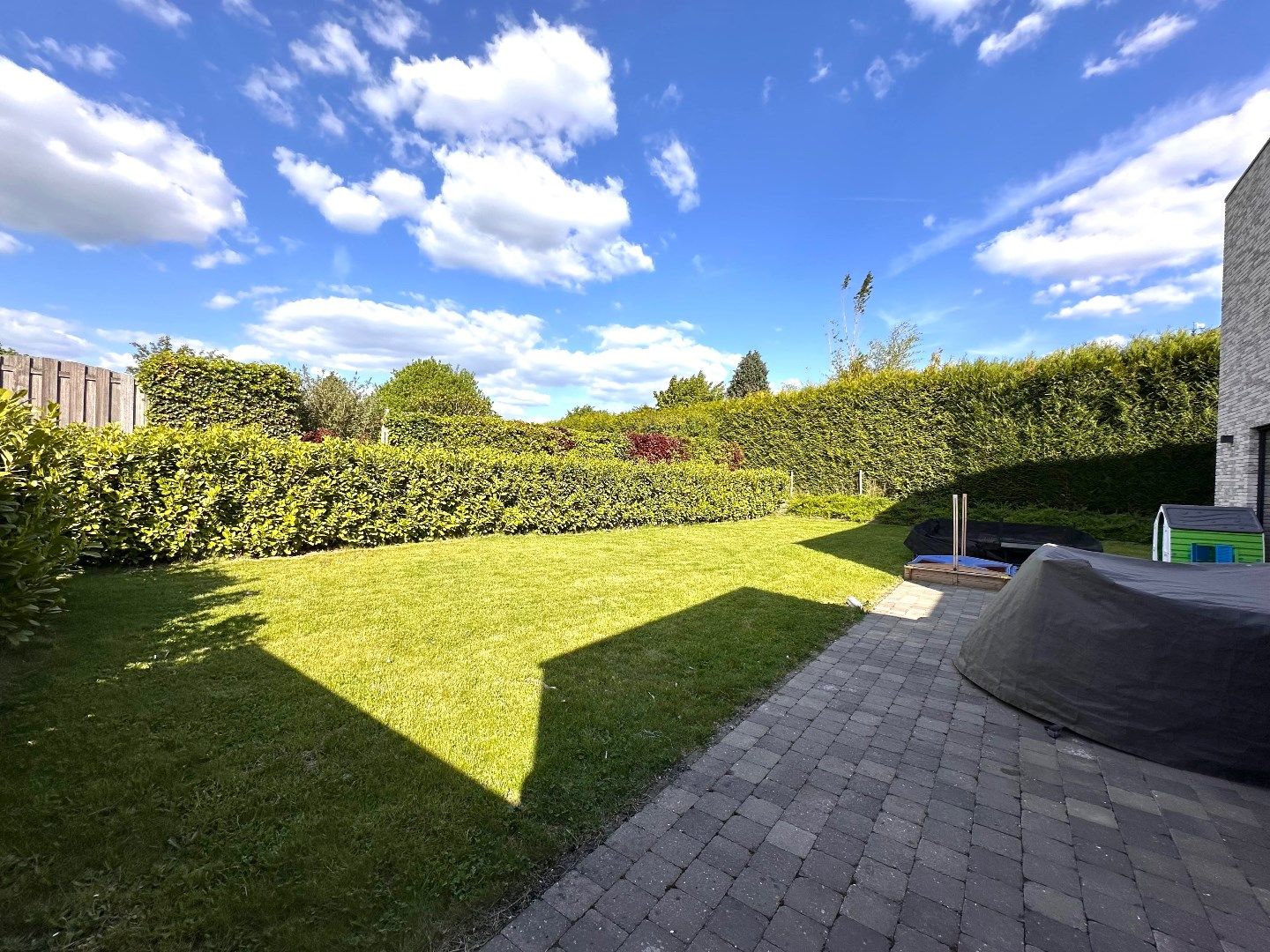Ruime en moderne woning met luxueuze afwerking in Voeren foto 12