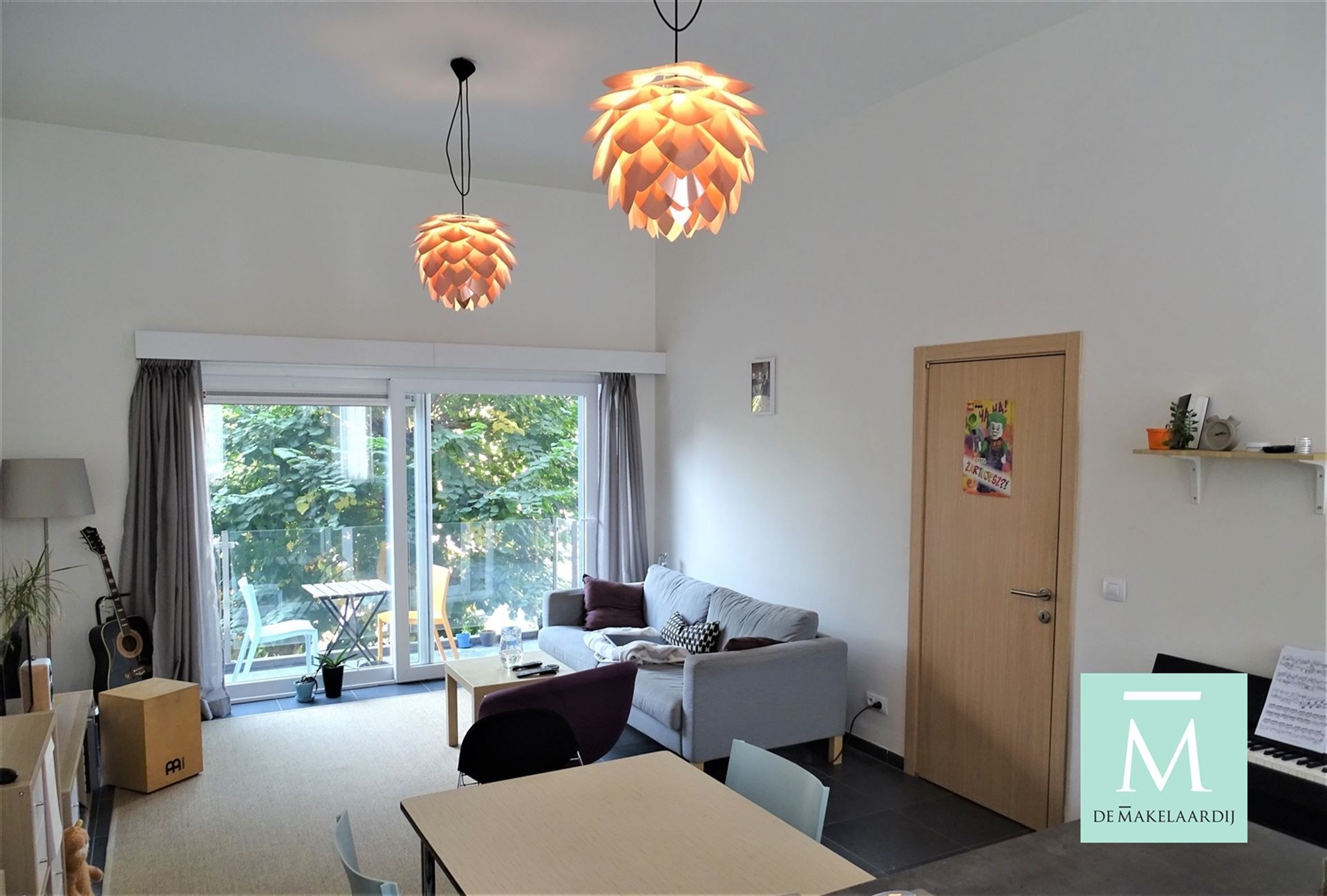 Centraal gelegen appartement met 1 slaapkamer en terras foto {{pictureIndex}}